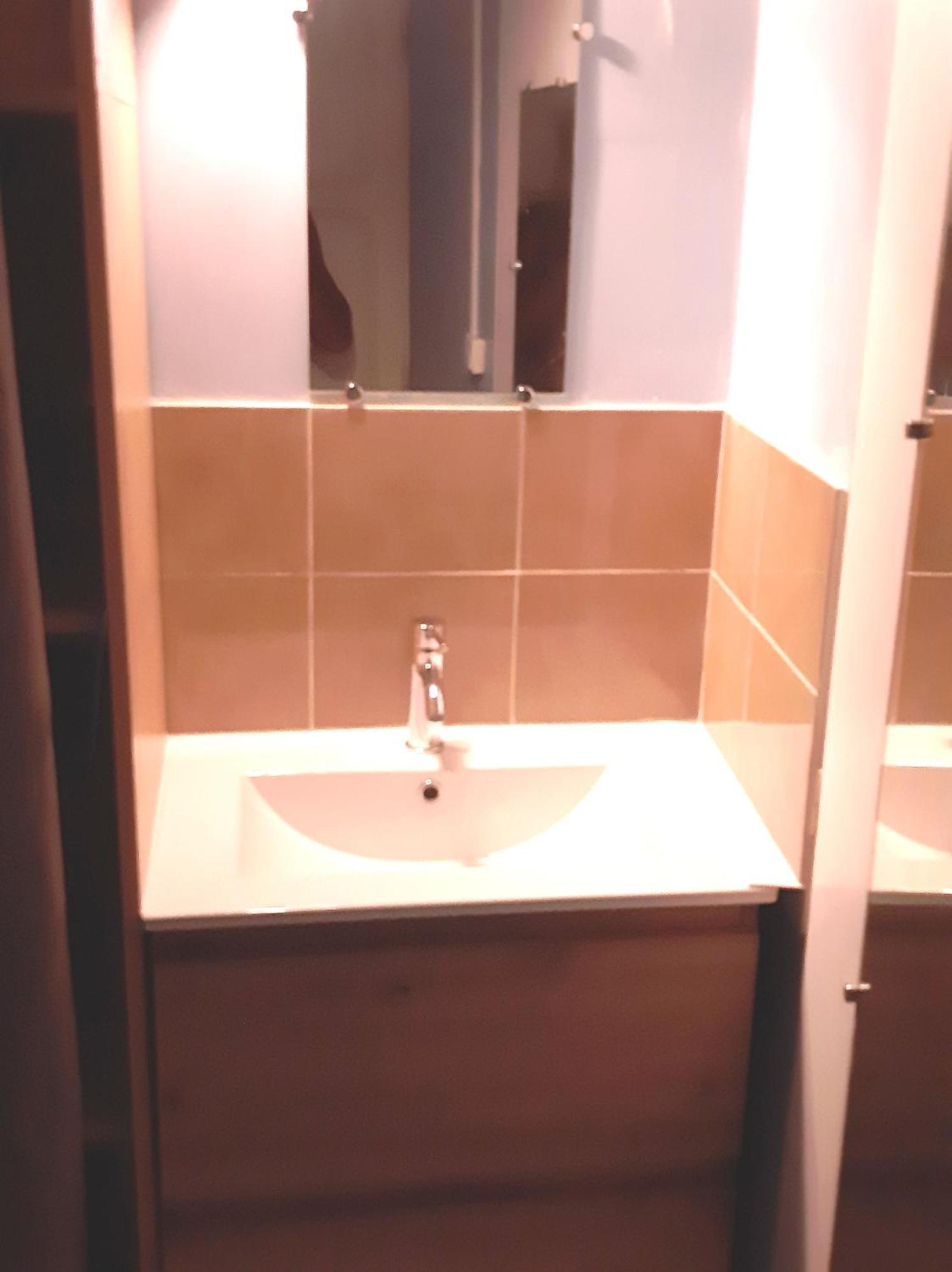 Appartement Meuble Bord De Mer Fos Sur Mer Fos-sur-Mer Eksteriør billede